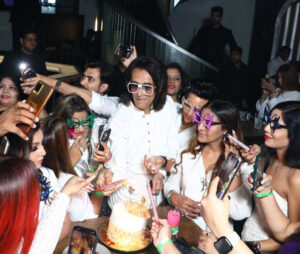 Read more about the article Birthday bash of Ace designer Amit Vermani